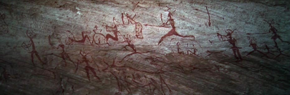Acacus je jedným z najbohatších nálezísk skalného umenia na svete. Niektoré výtvory siahajú až do neolitu, do doby, keď bola Sahara ešte zelená a plná zvery.